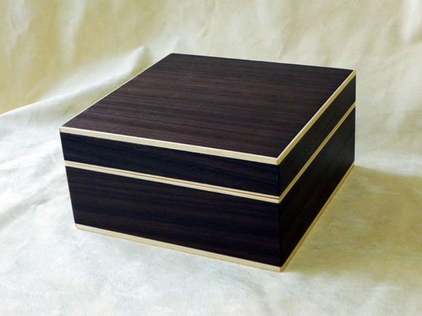 Box cassetta in legno bianco 18x18 x h 9,5 cm